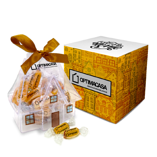 Caja transparente casa con caramelos
