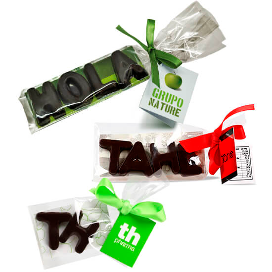 Letras de chocolate en bolsa